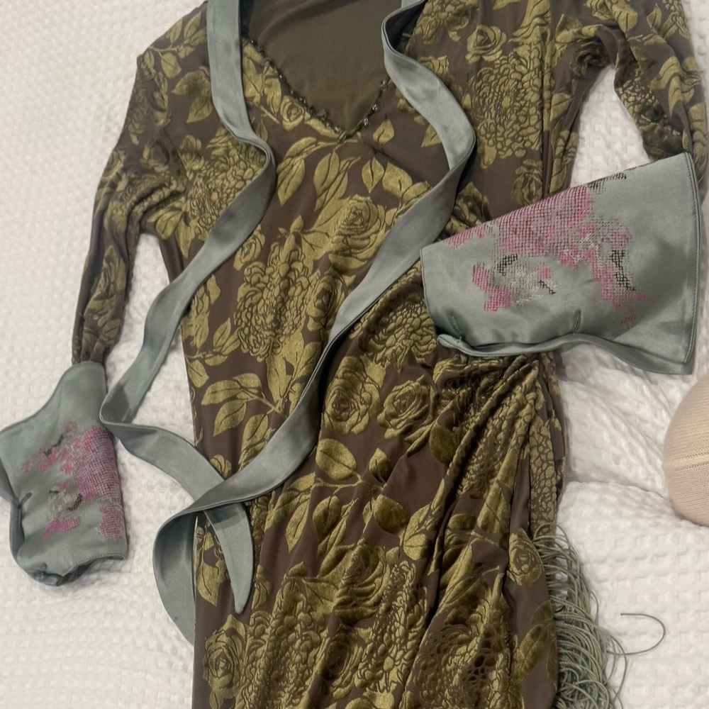 Elegant Floral Green Dress small - Picture 3 of 10